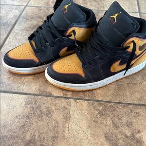 Nike Jordan Air High Top- Black and Gold High-Top Sneakers